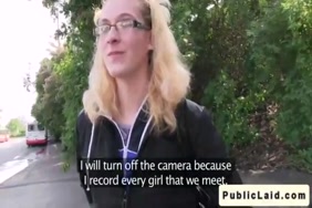 سجين يغتصب فتاة بالمنزلxnxx