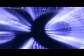 فيد يوسيكس مع كلب