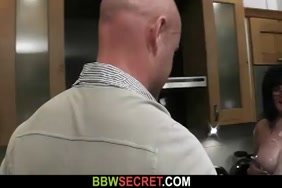 القسيس وهو ينيك فى الكنيسه