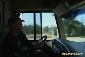 رجل ينيك قرده سكس