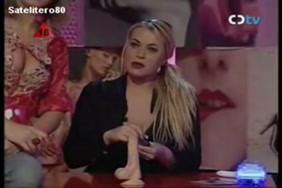نيك ام صاحبه وهيه نايمه
