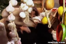 Xnxxn مص الصدر هادئ رومنسي