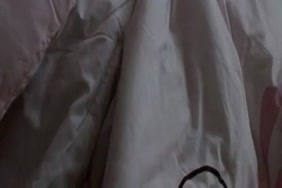 سكيس واقعي بنت تمارس الجنس مع