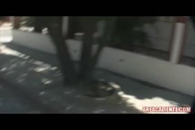 ينشك طيزه من النيج ويطلع دم