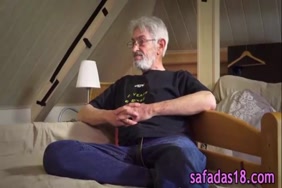 قصص نيك بنات فوق الباص سكس.