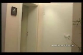 فيديو أغتصاب بنات بلحمام سكسيه