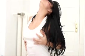اقصر.زب.في.العالم