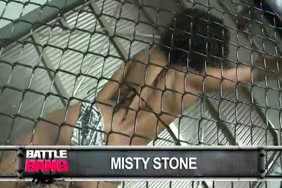 سكس حصان ينيك امرأه