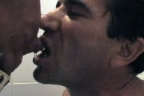 مراهق ينيك مراهق أقل من ١٩ سنة أجنبية