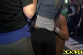 سكس يابانى قذف منى فى الطيز