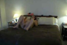 سكس في غرفه الابناء