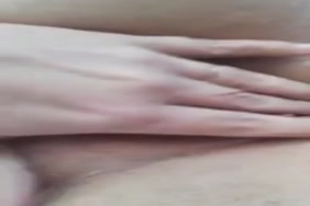 بنت تتحرش بكلب ينيكها
