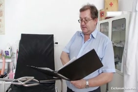 سكس إباحي اسيا سن قاصرات