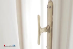 Xnxx انثى متحركة بوسطها