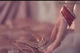 ام مصريه تنيك بنتها