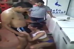 سكس القسيس مع محجبه xnxx.com