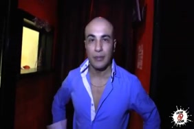 صور متحركه مخنتات بنات مع بعض