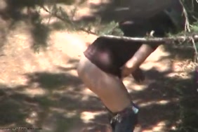 امراه تنتاك مع حصان