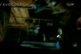 حصان ينيك امراه ويقذف المني فيها